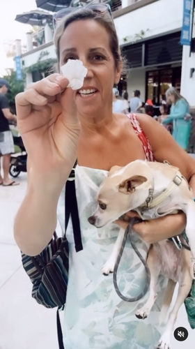 February 19, 2024 ~ This sweet pup 🐶 got her teeth swiped at the @waileavillagefarmersmarket ✨ by her momma!  🦷 we suggest the coconut flavor for pets